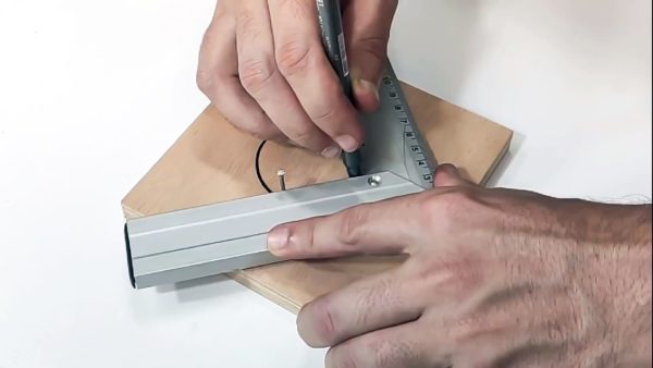 KĄTOWNIK STOLARSKI CIESIELSKI ALUMINIOWY BUDOWLANY WINKIEL PRZYMIAR 250mm VERKE - obrazek 8